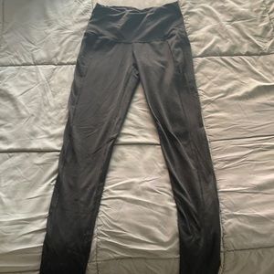 XS Victoria’s Secret sport leggings with pockets